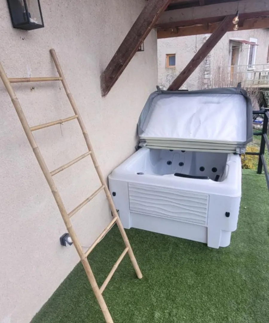 Gite Spa Blanche Neige Vercors Hostun 0*,  France